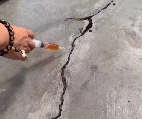 阜平混凝土裂缝修补技术详解​